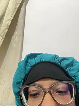 Valen1800 online show from 03/25/26, 02:01