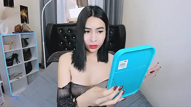 Claudia empress online show from 05/01/26, 10:26