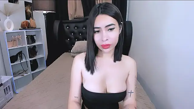 Claudia empress online show from 04/18/26, 07:07