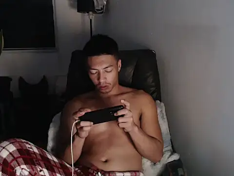 Asian gregor online show from 05/25/26, 09:46
