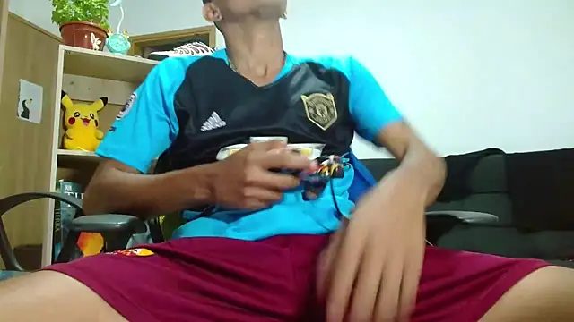 skinny23cm online show from 11/06/25, 12:20