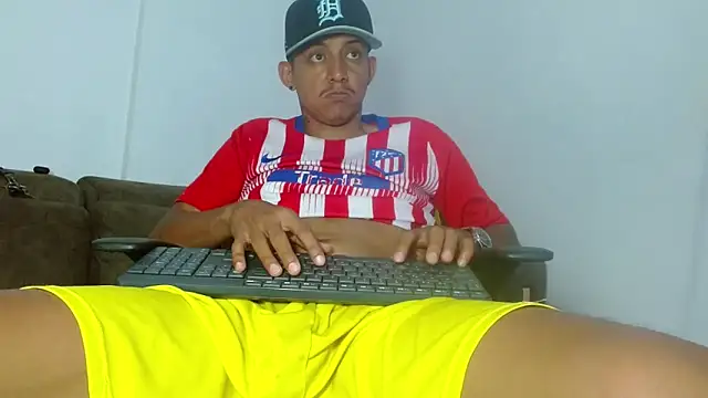 skinny23cm online show from 03/26/26, 08:51