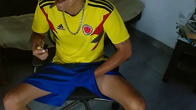 skinny23cm online show from 04/08/26, 04:30