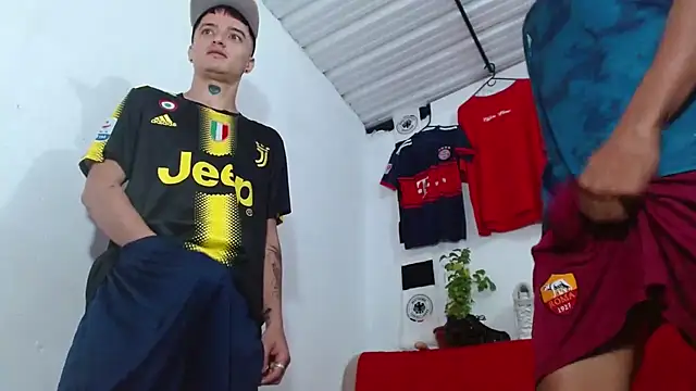 skinny23cm online show from 03/17/26, 01:47