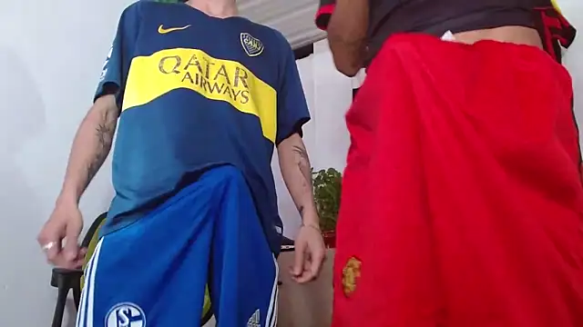 Snapshot of skinny23cm chatting on 02/17/26, 01:52 skinny23cm online show from 02/17/26, 01:52