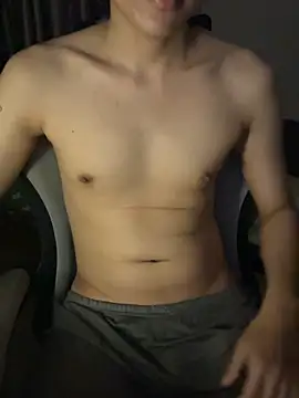 Snapshot of Ryder_ chatting on 06/11/26, 04:15 Ryder online show from 06/11/26, 04:15