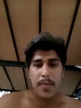 Snapshot of HarryChoudhary21 chatting on 05/12/26, 12:11 HarryChoudhary21 online show from 05/12/26, 12:11