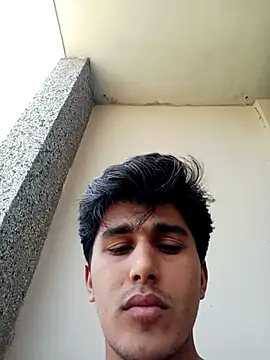 Snapshot of HarryChoudhary21 chatting on 04/12/26, 07:33 HarryChoudhary21 online show from 04/12/26, 07:33