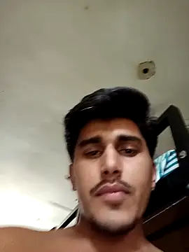 Snapshot of HarryChoudhary21 chatting on 03/18/26, 09:34 HarryChoudhary21 online show from 03/18/26, 09:34