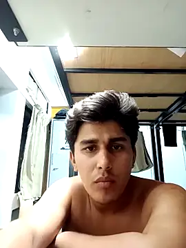 Snapshot of HarryChoudhary21 chatting on 04/07/26, 05:15 HarryChoudhary21 online show from 04/07/26, 05:15