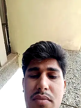Snapshot of HarryChoudhary21 chatting on 03/08/26, 06:28 HarryChoudhary21 online show from 03/08/26, 06:28