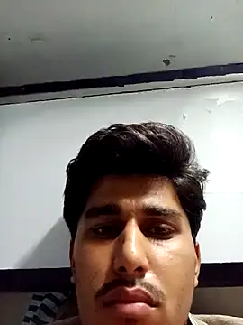 Snapshot of HarryChoudhary21 chatting on 04/01/26, 01:52 HarryChoudhary21 online show from 04/01/26, 01:52