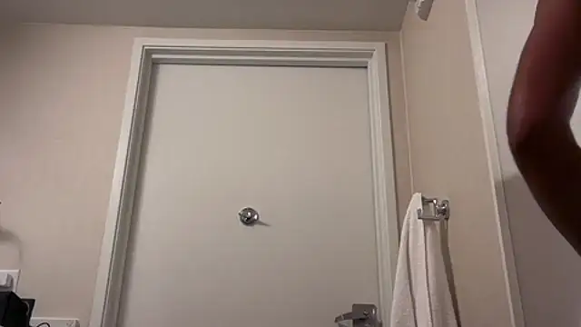 DERTYLAY online show from 11/15/25, 03:27