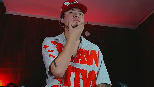 tyler jones  online show from 07/15/26, 04:19