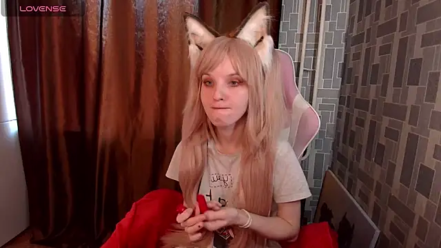 Snapshot of Madelaineses chatting on 03/21/26, 02:02 Madelaineses online show from 03/21/26, 02:02