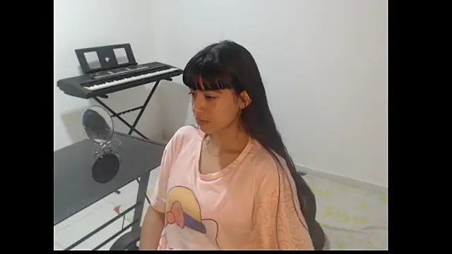 meganmiauu online show from 04/08/26, 04:25