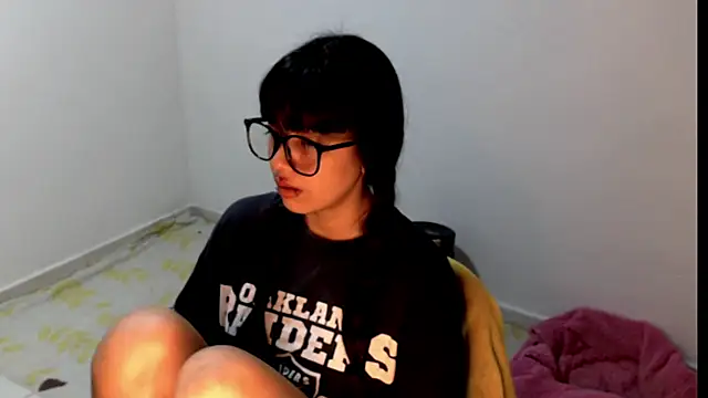 Snapshot of meganmiauu chatting on 05/20/26, 10:34 meganmiauu online show from 05/20/26, 10:34