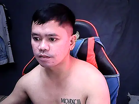 Snapshot of sweet_sexyasian69 chatting on 04/17/26, 10:23 sweet sexyasian69 online show from 04/17/26, 10:23