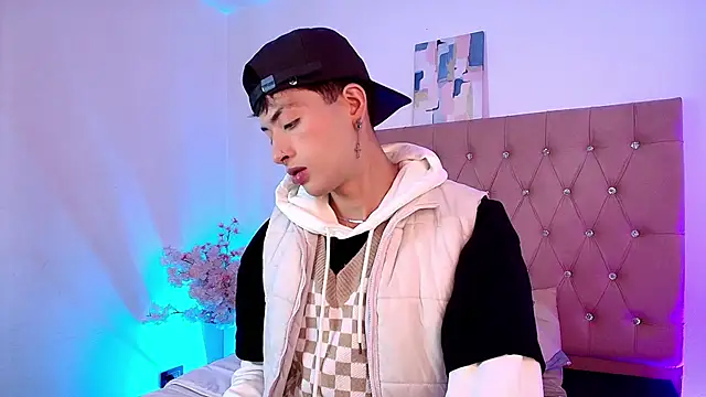 OzorioDany online show from 01/19/26, 04:49