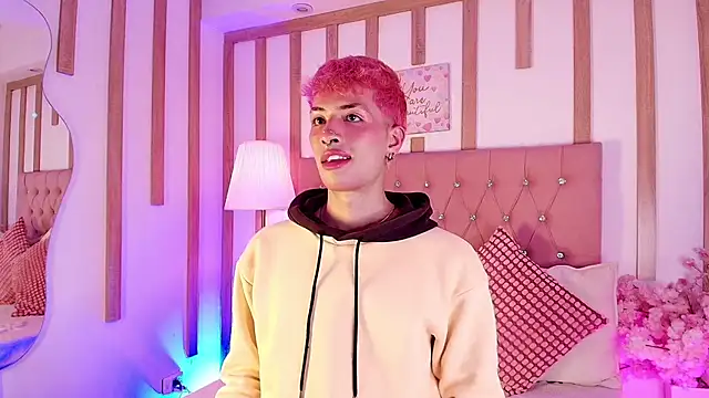 OzorioDany online show from 04/08/26, 04:03