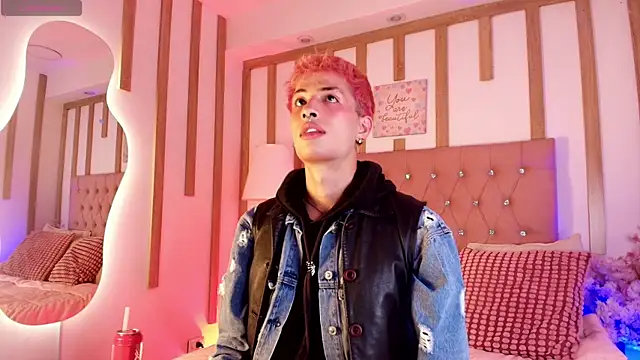 OzorioDany online show from 04/14/26, 04:06