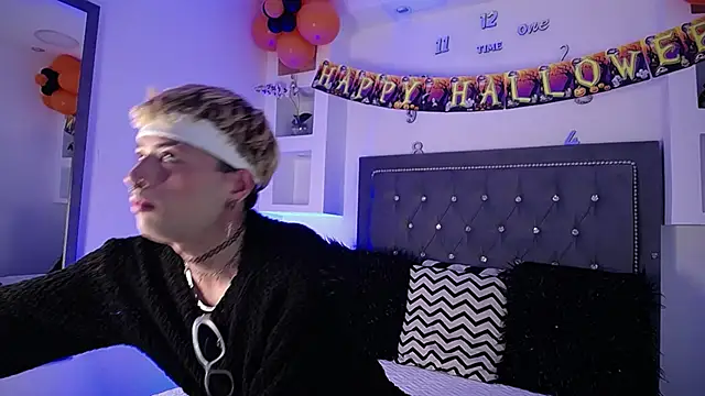 OzorioDany online show from 10/14/25, 04:13