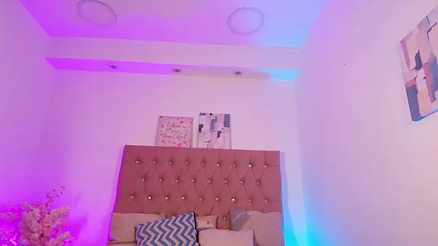 OzorioDany online show from 12/17/25, 04:28