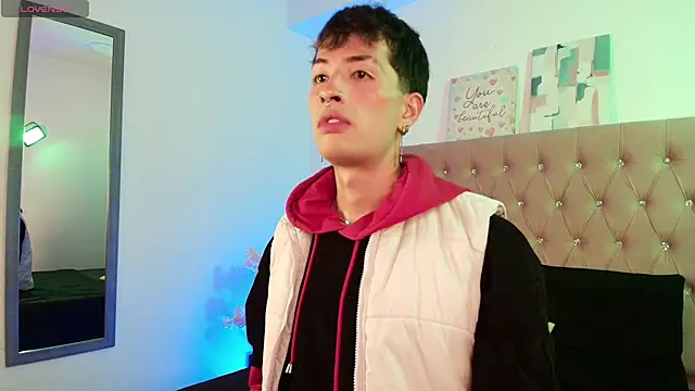 OzorioDany online show from 12/23/25, 04:45