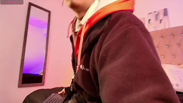 OzorioDany online show from 12/14/25, 03:57