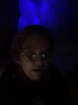 MzGigglez69 online show from 08/01/26, 07:12