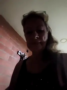 Snapshot of MaryeLunna chatting on 05/11/26, 11:11 MaryeLunna online show from 05/11/26, 11:11