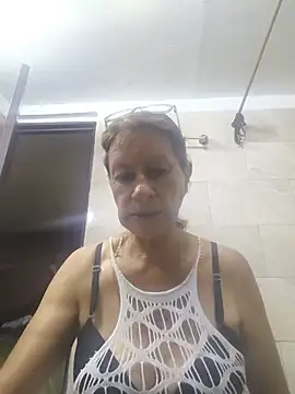Snapshot of MaryeLunna chatting on 05/21/26, 10:40 MaryeLunna online show from 05/21/26, 10:40