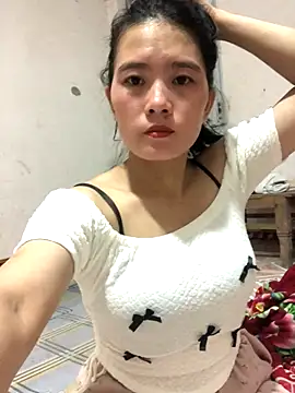 Maymay97 online show from 11/05/25, 01:25