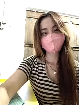 Snapshot of Baby-ladysweet20 chatting on 10/07/25, 01:17 Baby-ladysweet20 online show from 10/07/25, 01:17