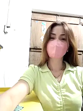 Snapshot of Baby-ladysweet20 chatting on 09/27/25, 11:27 Baby-ladysweet20 online show from 09/27/25, 11:27