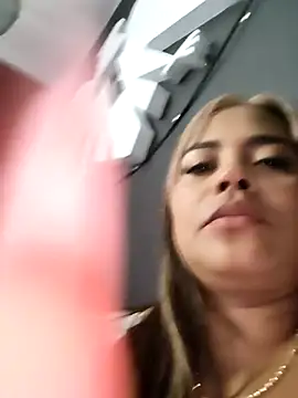 EmilyDuran  online show from 10/26/25, 12:11