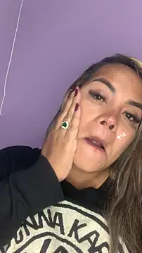 EmilyDuran  online show from 02/12/26, 12:43