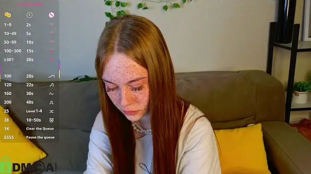 Snapshot of Roxy_Sunnny chatting on 11/04/25, 09:24 Roxy Sunnny online show from 11/04/25, 09:24