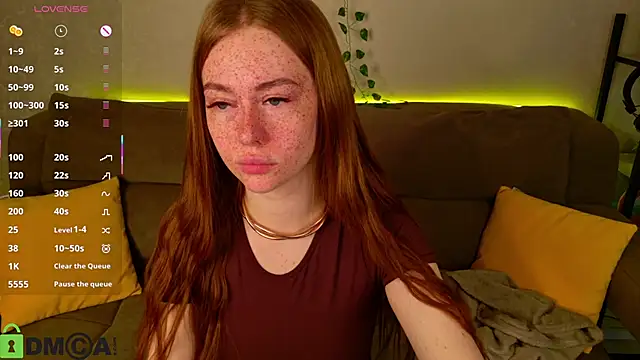 Snapshot of Roxy_Sunnny chatting on 11/15/25, 09:24 Roxy Sunnny online show from 11/15/25, 09:24