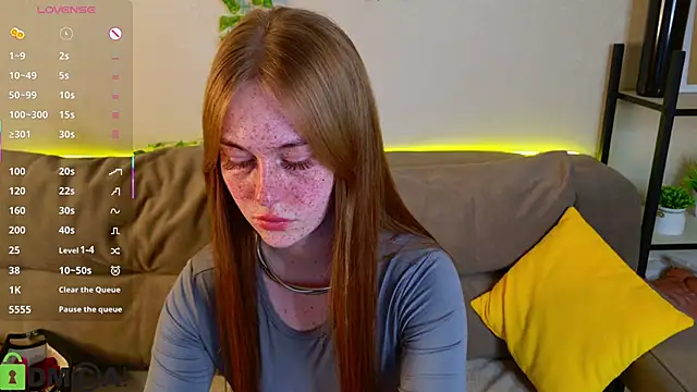 Snapshot of Roxy_Sunnny chatting on 11/07/25, 09:36 Roxy Sunnny online show from 11/07/25, 09:36