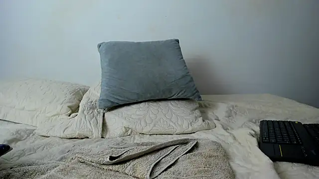 Brianna Angelina online show from 12/16/25, 04:17