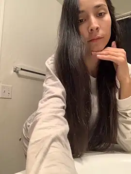 lovinlush online show from 11/16/25, 05:50