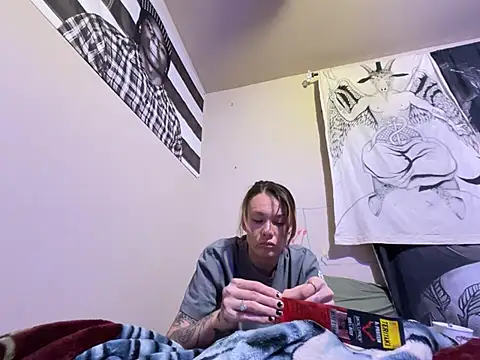 bratlipss online show from 02/05/26, 09:49