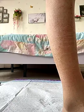 Alicia066 online show from 11/01/25, 07:13