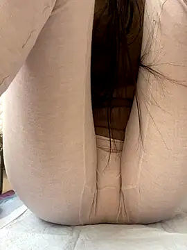 Alicia066 online show from 11/25/25, 05:19