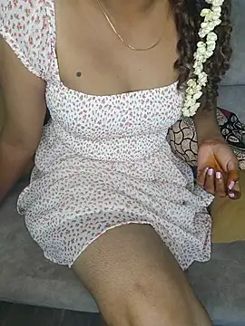 Snapshot of Tamilpallavi chatting on 06/23/26, 11:19 Tamilpallavi online show from 06/23/26, 11:19