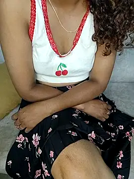 Tamilpallavi online show from 03/20/26, 02:23