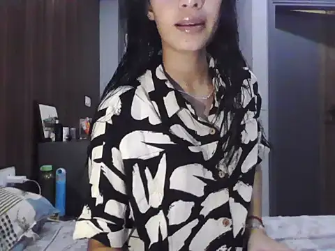 Tanvi Angel online show from 11/19/25, 11:54