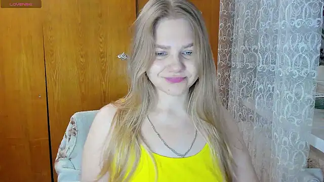 AlinaMors online show from 02/15/26, 08:41