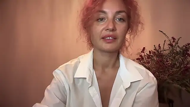 Reddgiirl online show from 10/19/25, 07:16